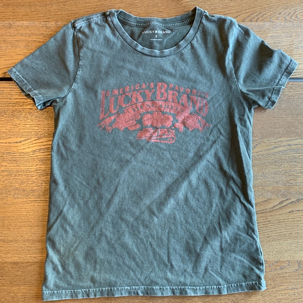 Lucky Brand Logo Graphic Tee in Small